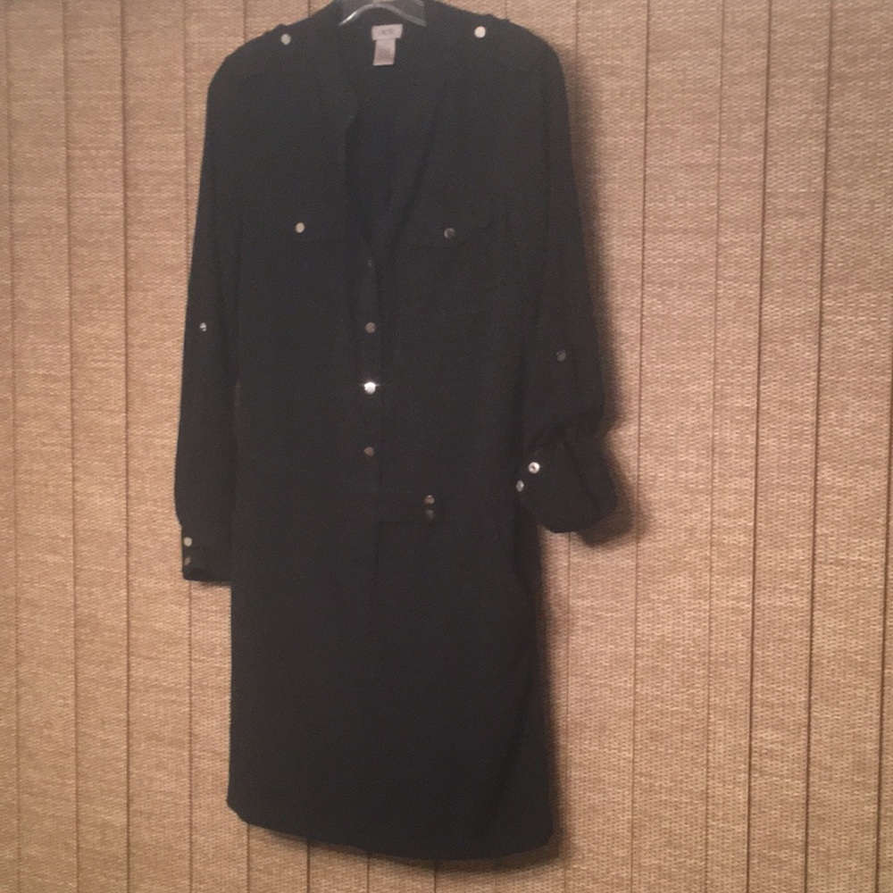 Cache sleek black snap-front professional dress